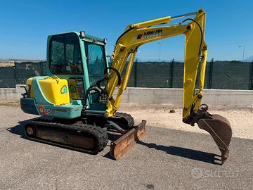Miniescavatore usato YANMAR B30 btv