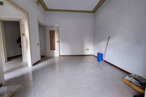 Appartamento di 95 m² con 4 locali e box auto a Pe