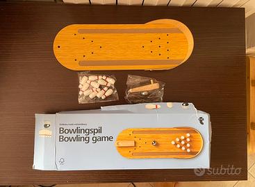 Gioco del bowling in legno