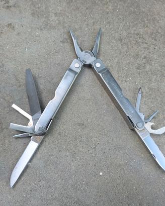 Pinza multifunzione Leatherman Supertool