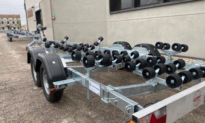 Carrello porta barche/gommoni CTF 2500 kg