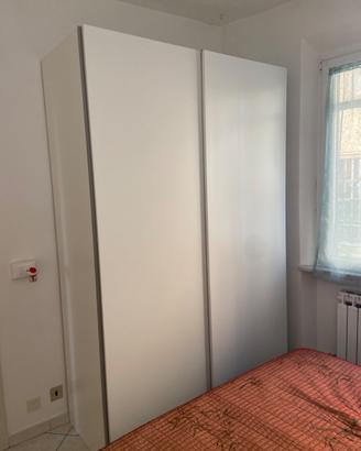 Armadio IKEA PAX ante scorrevoli  150x60x236 cm