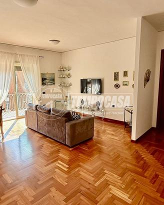 Appartamento a Napoli 4 locali