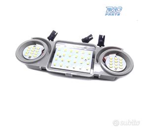 PIASTRA LED POSTERIORE VOLKSWAGEN VW GOLF V VI 04-