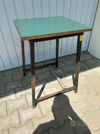 Tavolino Vintage Industrial