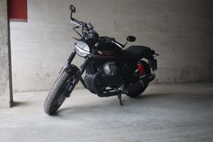 MOTO GUZZI V7 SPECIAL EDITION