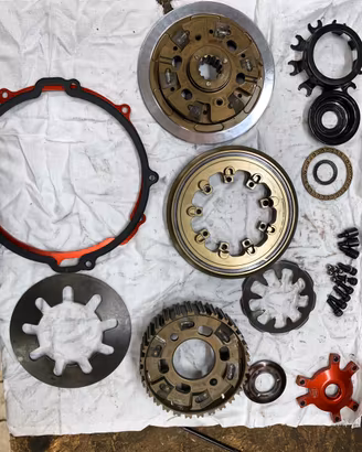 Frizione antisaltellamento aprilia sxv