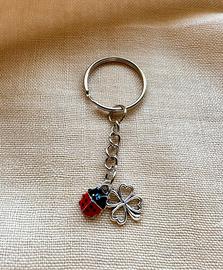 Portachiavi portafortuna quadrifoglio coccinella