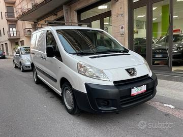 Peugeot Expert 2.0 HDi 120CV