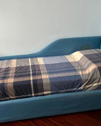 Letto una piazza con materasso