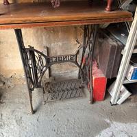 Tavolo cucito singer