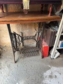 Tavolo cucito singer