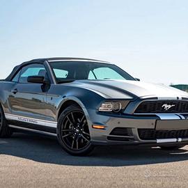 Ford Mustang 3.7 cc 305 cv cabrio