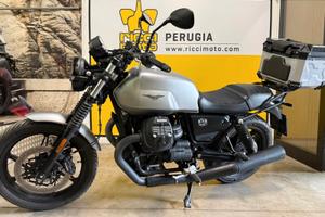 Moto Guzzi V7 IV