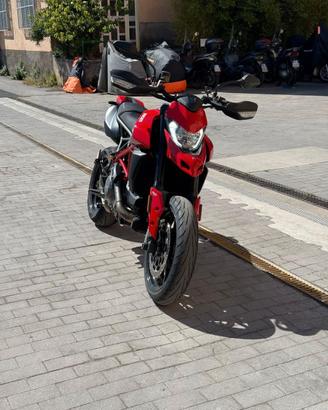 Ducati Hypermotard 950 + Akrapovic – anno 2021 –