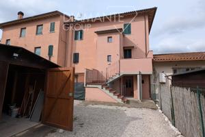 Appartamento indipendente con giardino privato