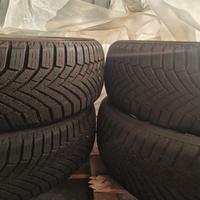 gomme da neve Yokoama 215/60 R16