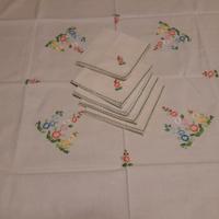 Tovaglia vintage ricamata a mano