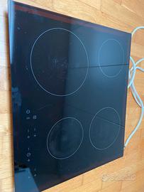 Piano cottura in vetro ceramica nero