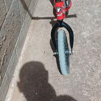 Bici senza pedali,e moto vespa a batteria