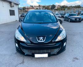 Peugeot 308 1.6 HDi 110CV 5p. Féline (6 Marce)