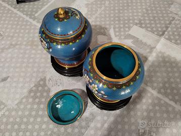 Vasi cinesi in porcellana