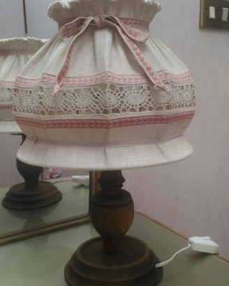 Lampada da tavolo