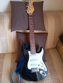 chitarra elettrica e amplificatore 