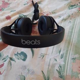 Cuffie Beats con filo e custodia inclusa