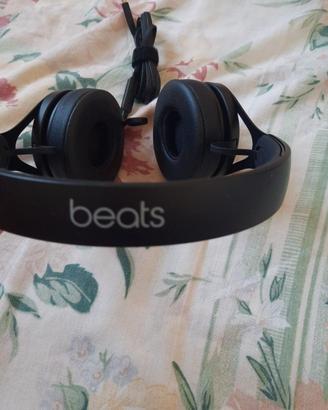 Cuffie Beats con filo e custodia inclusa