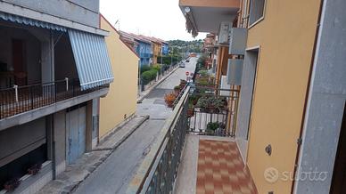 Solarino Quadrilocale luminoso