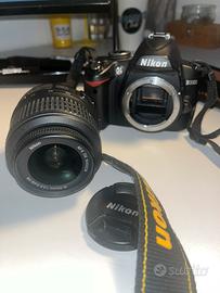 NIKON D3000