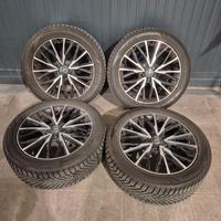 Cerchi in lega 18” Toyota con pneumatici