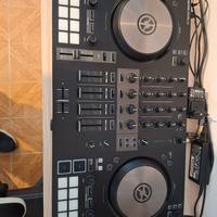 Consolle dj Traktor s3 con scatola e cd originali