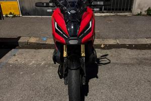 X-Adv 750 come nuovo