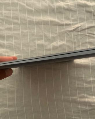 MAC book air 2020 ‘13 Cup 8 M1, 256 GB