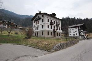 Casa indipendente di 507 m² a Auronzo di Cadore