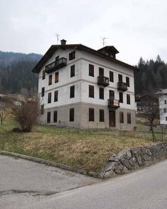 Casa indipendente di 507 m² a Auronzo di Cadore