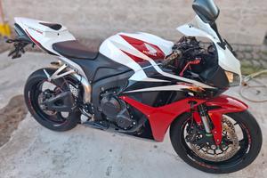 Honda cbr 600rr