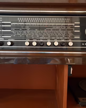 Mobile Radio Stereo GRUNDIG Mandello e/St