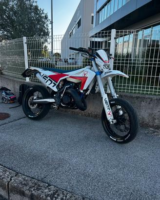 Vent 125 2t TRATTABILE