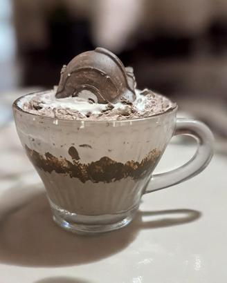 tazza decorativa " fake food" caffè e panna 