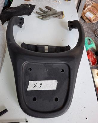 staffa maniglione per piaggio x9