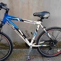 MTB Vektor VXR Love Freni a disco