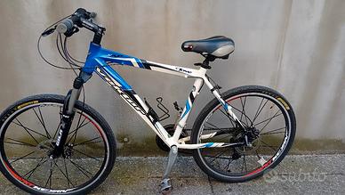 MTB Vektor VXR Love Freni a disco