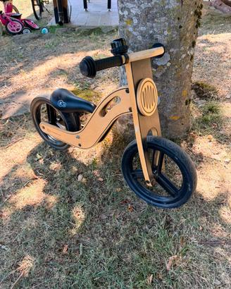Vendiamo biciclettine senza pedali 