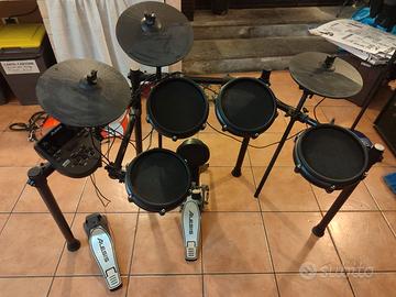 Alesis Nitro mesh Kit batteria elettronica