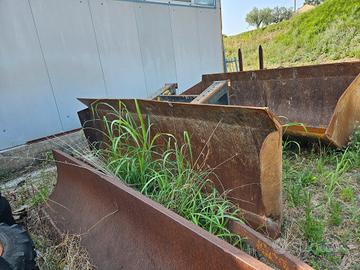 Benna spingi terra oppure cippato materiale ferros