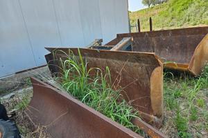 Benna spingi terra oppure cippato materiale ferros