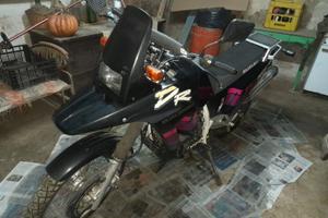 Suzuki J DR 800 S anno 1993